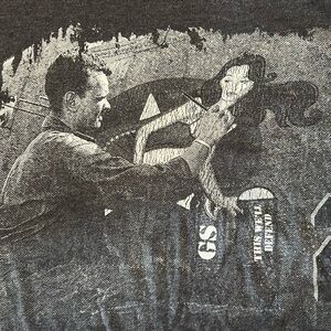 Club Grunt Style T-shirt XL painting girl on plane